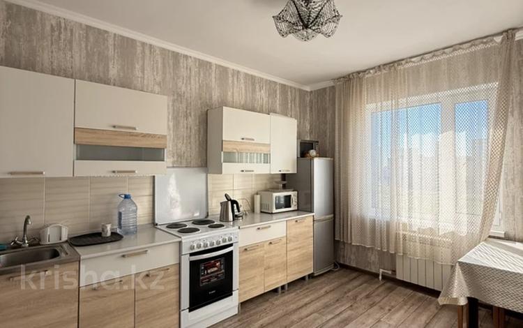 2-бөлмелі пәтер · 65 м² · 7/16 қабат, мкр Юго-Восток, Шахтеров 60, бағасы: 27.5 млн ₸ в Караганде, Казыбек би р-н — фото 2