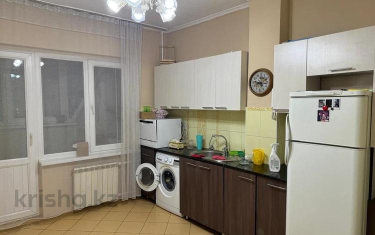 4-комнатная квартира · 94 м² · 9/9 этаж, Аксай 1 за 45 млн ₸ в Алматы, Ауэзовский р-н — фото 6