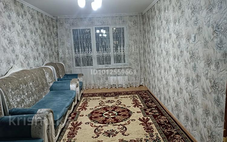2-комнатная квартира · 42 м² · 3/5 этаж, мкр Айнабулак-3 131 за 250 000 ₸ в Алматы, Жетысуский р-н — фото 2