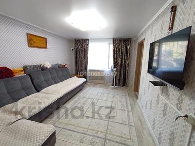 3-бөлмелі пәтер · 58.1 м² · 1/5 қабат, Ауэзова 59А, бағасы: 14 млн ₸ в Аксу