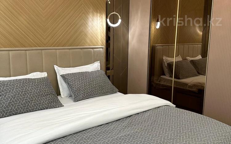 2-бөлмелі пәтер · 54 м² · 9/20 қабат, мкр Центральный, Исатай Тайманова 42а — Жарбосынова, бағасы: 25 000 〒 в Атырау — фото 2