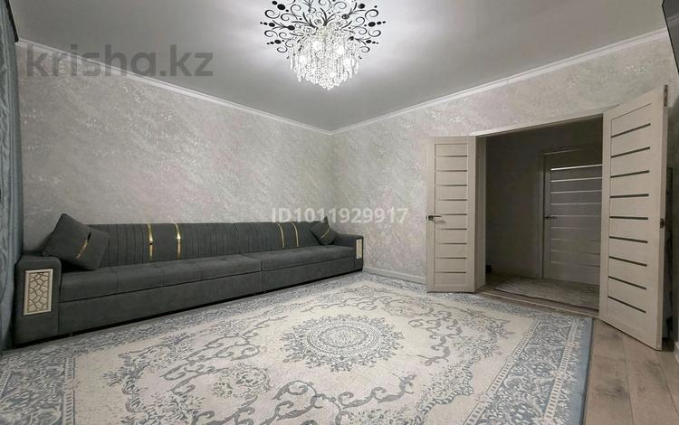 3-комнатная квартира · 70 м² · 5/5 этаж, Асылбекова 86/2 за 23 млн ₸ в Жезказгане — фото 2