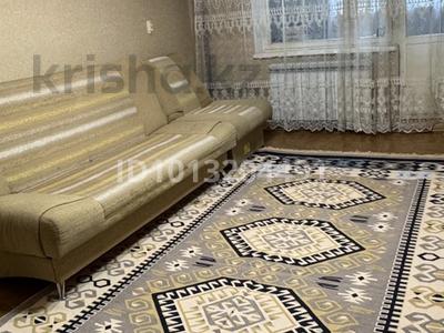 3-комнатная квартира · 68 м² · 3/5 этаж, 8-й микрорайон, АСКАРОВА 26 — АСКАРОВА БАЙТЛЕНОВА за 200 000 ₸ в Шымкенте, Туран р-н