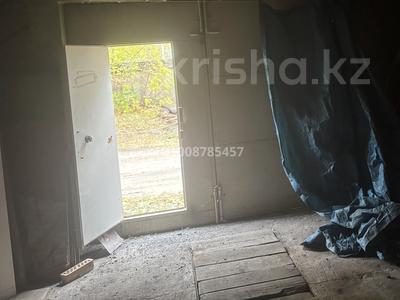 Гараж · 30 м² · мкр Городской Аэропорт — Штурманская, бағасы: 45 000 〒 в Караганде, Казыбек би р-н