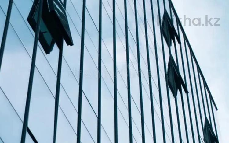 Свободное назначение, офисы · 11500 м² за 14 млрд 〒 в Астане, Есильский р-н — фото 2