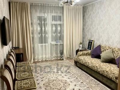 2-бөлмелі пәтер · 54 м² · 2/5 қабат, 3 МКР. МУШЕЛТОЙ — ВОЗЛЕ ТД ДАУЛЕТ, бағасы: 23 млн ₸ в Талдыкоргане