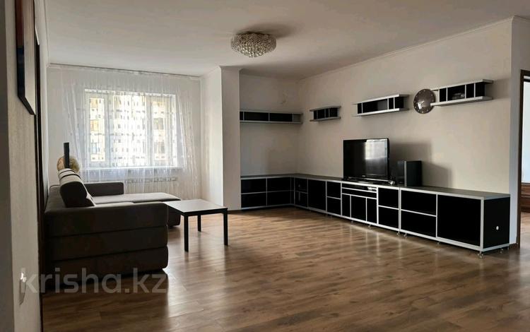 3-комнатная квартира · 110 м² · 7/9 этаж, Аскарова Асанбая 21/2 за 480 000 ₸ в Алматы — фото 2