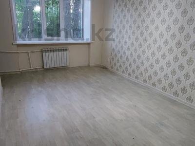 Продажа квартир в Карагандинской обл.: 2-комнатная квартира · 44 м² · 1/3 этаж, Майкудук, Белинского 5 за 9.9 млн 〒 2-комнатная квартира · 44 м² · 1/3 этаж, Майкудук, Белинского 5 за 9.9 млн 〒 в Караганде, Алихана Бокейханова р-н