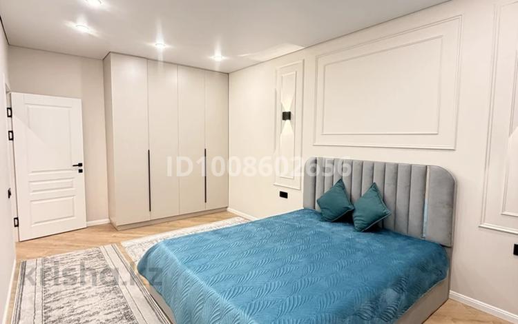 2-комнатная квартира · 66 м² · 8/12 этаж, Райымбека 210 за 450 000 ₸ в Алматы, Алмалинский р-н — фото 3