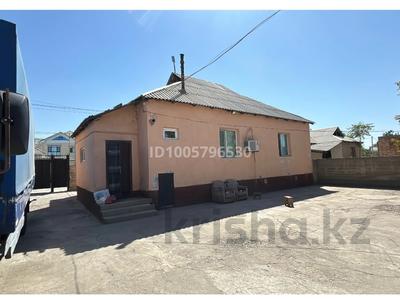 Отдельный дом · 5 комнат · 100 м² · 8 сот., мкр Самал-3 83 — ул Аргынбеков- ул Отегенов за 50 млн 〒 в Шымкенте, Абайский р-н