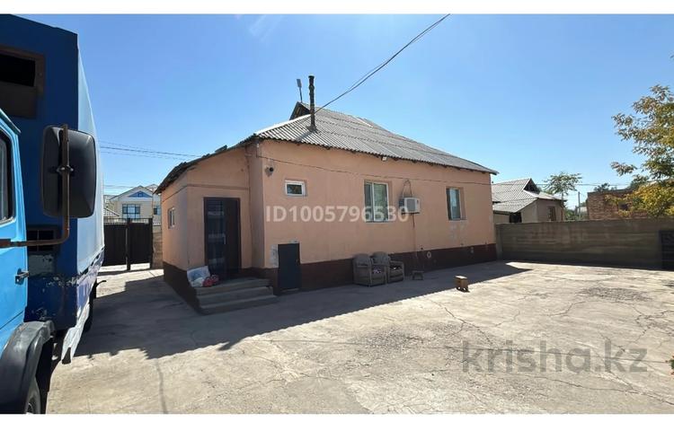 Отдельный дом · 5 комнат · 100 м² · 8 сот., мкр Самал-3 83 — ул Аргынбеков- ул Отегенов за 50 млн 〒 в Шымкенте, Абайский р-н — фото 2