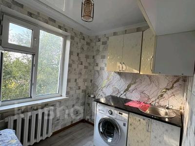 2-комнатная квартира · 44 м² · 4/4 этаж, 2мкр за 12.5 млн 〒 в Талдыкоргане, мкр Жетысу