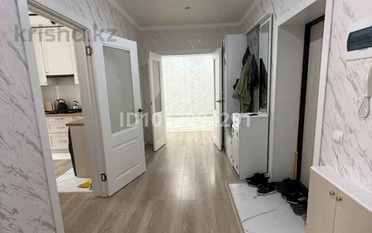 2-бөлмелі пәтер · 62.8 м² · 2/9 қабат, мкр. Алтын орда, Алтын орда 11т, бағасы: 29 млн ₸ в Актобе — фото 2