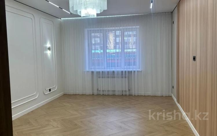 3-бөлмелі пәтер · 107 м² · 1/9 қабат, молдагулова, бағасы: 57 млн 〒 в Актобе — фото 2