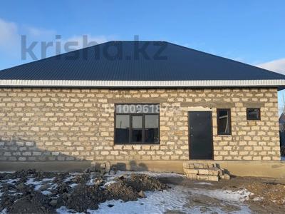 Жеке үй · 3 бөлме · 140 м² · 7 жүзд., Балауса — Ориентир последняя улица позади мечети, бағасы: 23 млн ₸ в Атырау