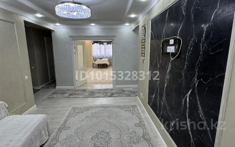 6-комнатная квартира · 142 м² · 3/5 этаж, 27-й мкр, 27-ш/а. 47 — 16 мектеп, Абди магазин Дина магазин, садик, Бәйтерек за 60 млн ₸ в Актау — фото 5