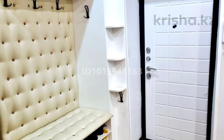3-бөлмелі пәтер · 70 м² · 3/5 қабат, Ракишева 13а, бағасы: 220 000 ₸ в Талдыкоргане, мкр Жастар — фото 2