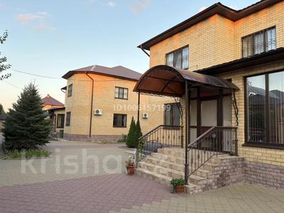 Отдельный дом · 6 комнат · 330 м² · 35 сот., Алмат-Самырат за 300 млн 〒 в Актобе, жилой массив Заречный-2