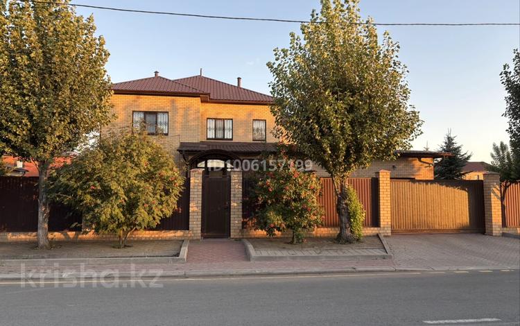 Жеке үй · 6 бөлме · 330 м² · 35 жүзд., Алмат-Самырат, бағасы: 130 млн ₸ в Актобе, жилой массив Заречный-2 — фото 3