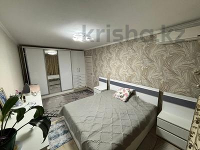 3-бөлмелі пәтер · 63 м² · 2/5 қабат, Туркебаева 244, бағасы: 48 млн ₸ в Алматы, Бостандыкский р-н