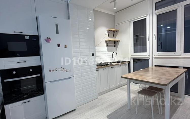 1-комнатная квартира · 55 м² · 7/9 этаж, мкр. Алтын орда, Алия Молдагулова 66 г за 25.5 млн ₸ в Актобе — фото 2