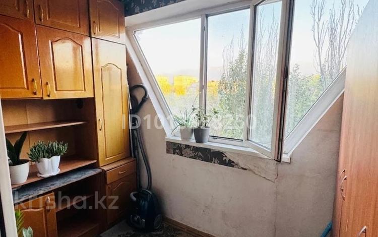 3-бөлмелі пәтер · 72 м² · 6/9 қабат, Ақсай-1 ш/а. 18 — Толе би момышулы, бағасы: 45 млн ₸ в Алматы, Ауэзовский р-н — фото 16