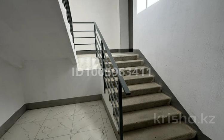 2-комнатная квартира · 76 м² · 4/7 этаж, мкр. Алтын орда, Участок 353/4 участок 353/3 за 25 млн 〒 в Актобе — фото 2