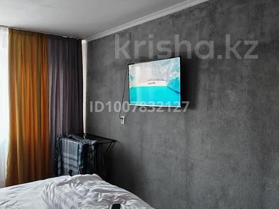 1-комнатная квартира · 36 м² · 3/5 этаж, Майкудук, 13й микрорайон 19 за 8 000 ₸ в Караганде, Алихана Бокейханова р-н