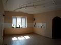Отдельный дом • 6 комнат • 204 м² • 13 сот., улица Жуанышев 28а~30а за 160 млн 〒 в Таразе — фото 15