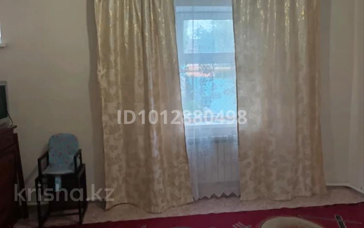 Отдельный дом · 2 комнаты · 55 м², мкр 12 за 120 000 ₸ в Актобе — фото 2