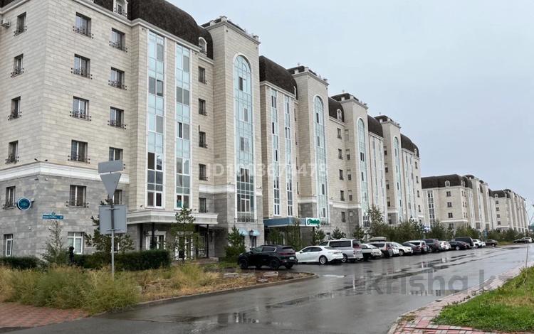 3-комнатная квартира · 101 м² · 5/6 этаж, Алихан Бокейхан 27 за 550 000 〒 в Астане, Есильский р-н — фото 2