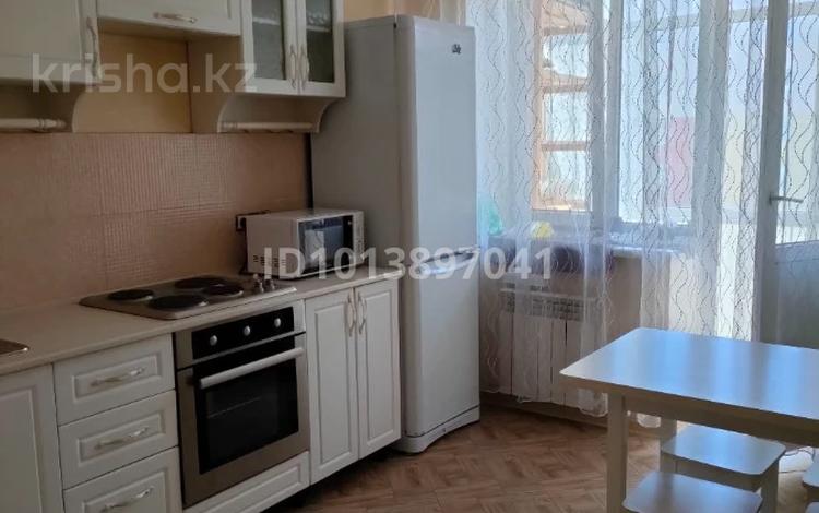 1-комнатная квартира · 38 м² · 6/9 этаж, Бухар Жырау 40 — Аль-Фараби за 27 млн ₸ в Астане — фото 2