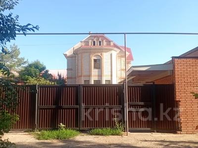 Отдельный дом · 9 комнат · 364.2 м² · 6.7 сот., Масина 73 за ~ 107.4 млн 〒 в Уральске