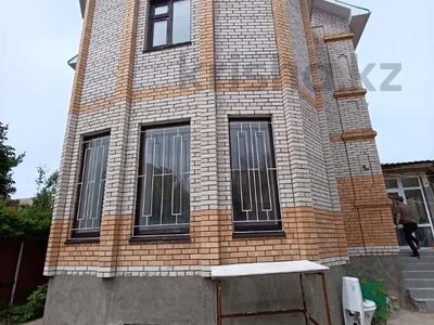 Жеке үй · 9 бөлме · 364.2 м² · 6.7 сот., Масина 73, бағасы: ~ 107.4 млн ₸ в Уральске