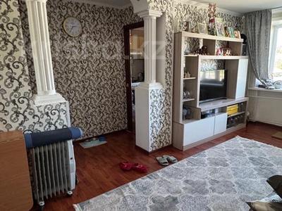 2-комнатная квартира · 44 м² · 3/5 этаж, Майкудук, 12й микрорайон — 15й микрорайон за 9.5 млн ₸ в Караганде, Алихана Бокейханова р-н