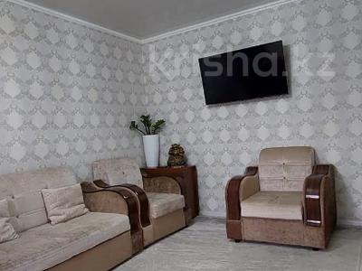 1-бөлмелі пәтер · 37.7 м² · 5/5 қабат, мкр Самал 51, бағасы: 9 млн ₸ в Таразе