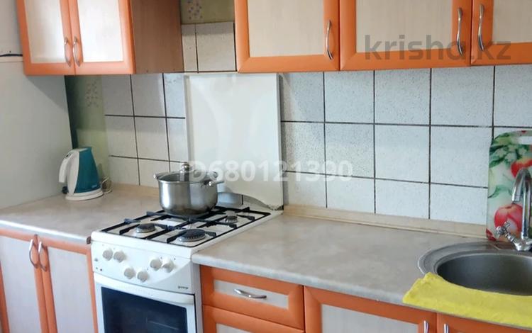 2-комнатная квартира · 60 м² · 9/9 этаж, 5 мкр 12 за 10 000 〒 в Степногорске — фото 3