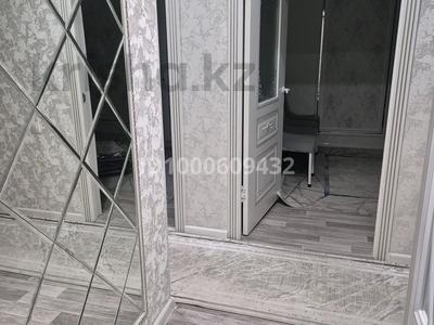 3-бөлмелі пәтер · 72 м² · 2/5 қабат, 4 микр 8 — 2 поликлиника, бағасы: 25 млн ₸ в Таразе
