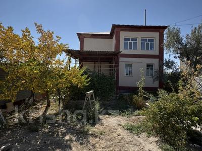 Жеке үй · 8 бөлме · 240 м² · 10 жүзд., Жүнісова 26, бағасы: 31 млн ₸ в 