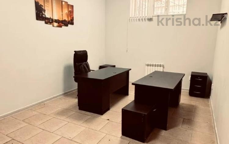 Офисы, салоны красоты, образование · 45.2 м² за 15 млн ₸ в Актобе, мкр. Алтын орда — фото 2