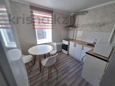 2-комнатная квартира · 54 м² · 3/5 этаж · помесячно, Шевченко 67 — Казахтелеком за 200 000 〒 в Уральске