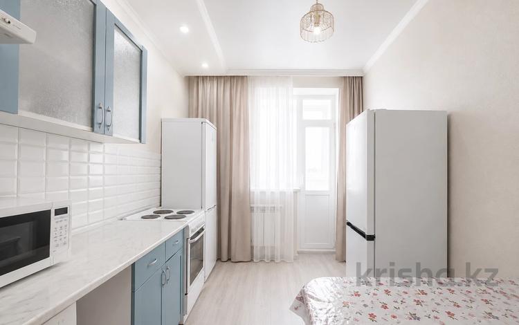 3-комнатная квартира · 56 м² · 2/9 этаж, Калдаяков 26 — Аллея тысячелетия, ЛРТ за 27 млн ₸ в Астане, Сарайшык р-н — фото 2
