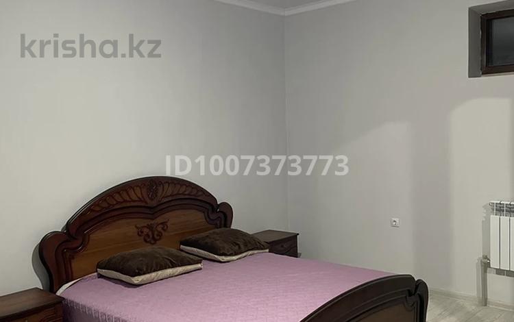 2-бөлмелі пәтер · 70 м² · 1 қабат, Гульдер 26, бағасы: 170 000 〒 в Конаеве — фото 2