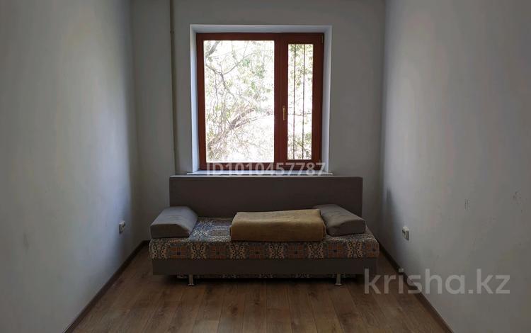 3-комнатная квартира · 70 м² · 4/5 этаж, Рыскулова 198 — АПК, 23 школа за 23 млн ₸ в Актобе — фото 2