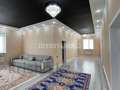 Жеке үй · 5 бөлме · 180 м² · 10 жүзд., Қабық ш/а., Хасанова, бағасы: 47 млн ₸ в Атырау, мкр Ракуша