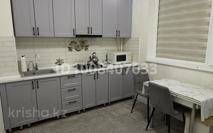 2-комнатная квартира · 60 м² · 4/6 этаж, 16-й мкр за 150 000 ₸ в Актау — фото 2