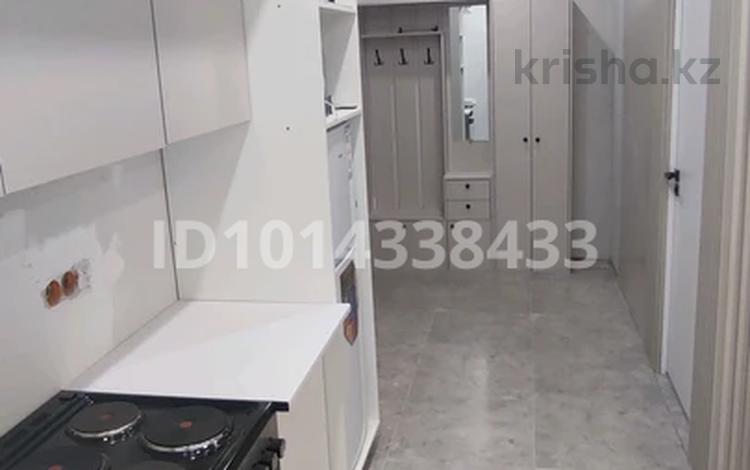 2-комнатная квартира · 50 м² · 2/7 этаж, мкр Томирис, Рыскулова 103/6 — Рыскулова София. зади тц Алатау за 250 000 ₸ в Алматы, Алатауский р-н — фото 2
