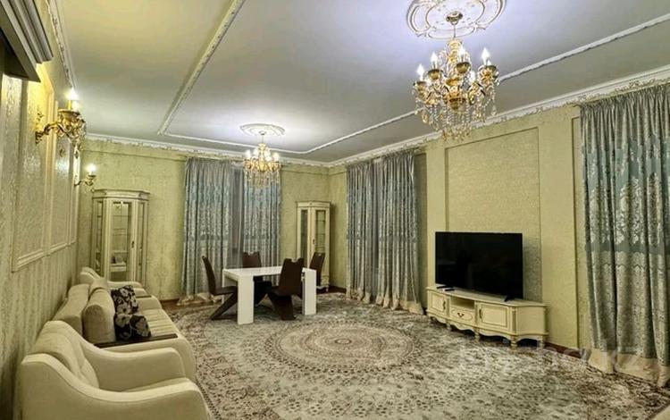 3-комнатная квартира · 150 м² · 5/8 этаж, Мангилик Ел 28 за 480 000 〒 в Астане, Есильский р-н — фото 2