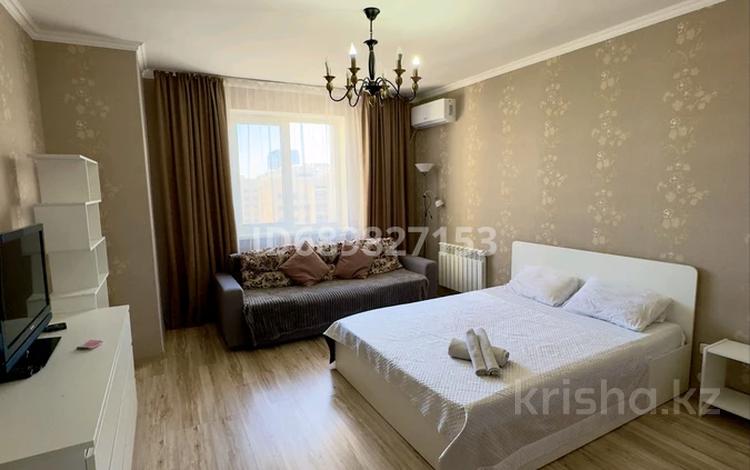 1-бөлмелі пәтер · 45 м², Туркистан 30/1 — Бухар Жирау, бағасы: 2 500 ₸ в Астане, Есильский р-н — фото 24