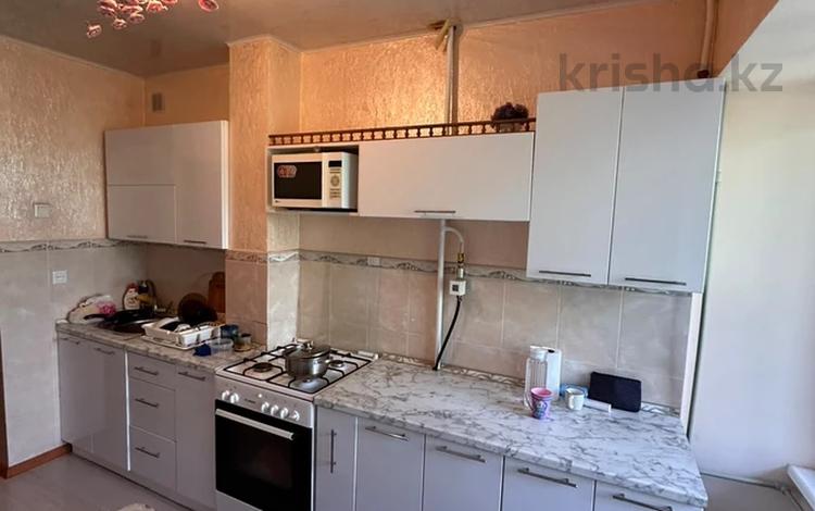 2-бөлмелі пәтер · 45 м² · 3/5 қабат, 3, бағасы: 20 млн ₸ в Конаеве — фото 2